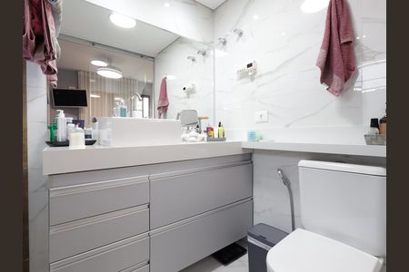 Apartamento à venda com 167m², 4 quartos e 5 vagasBanheiro da Suíte