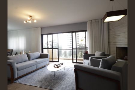 Sala de apartamento à venda com 4 quartos, 167m² em Vila Suzana, São Paulo