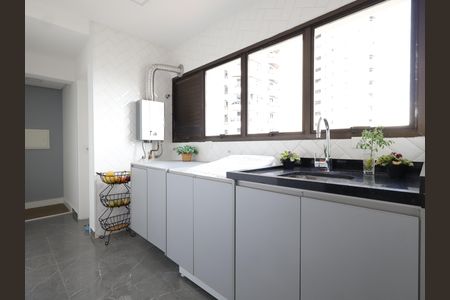 Apartamento à venda com 167m², 4 quartos e 5 vagasÁrea de Serviço