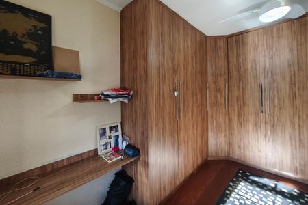 Casa à venda com 137m², 3 quartos e 4 vagasQuarto 2