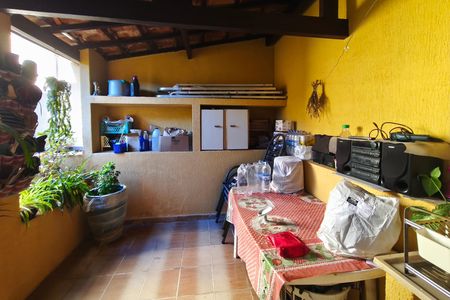 Casa à venda com 137m², 3 quartos e 4 vagasÁrea de Serviço