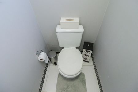Apartamento para alugar com 90m², 2 quartos e 3 vagas Apartamento para alugar com 90m², 2 quartos e 3 vagasÁrea de Serviço e Banheiro de Serviço