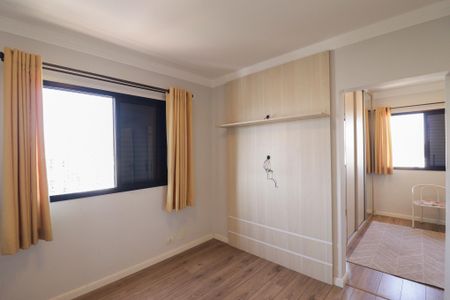 Apartamento para alugar com 90m², 2 quartos e 3 vagas Apartamento para alugar com 90m², 2 quartos e 3 vagasSuíte e Closet