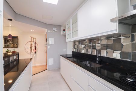 Apartamento para alugar com 90m², 2 quartos e 3 vagas Apartamento para alugar com 90m², 2 quartos e 3 vagascozinha