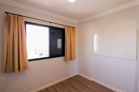 Apartamento para alugar com 90m², 2 quartos e 3 vagas Apartamento para alugar com 90m², 2 quartos e 3 vagasSuíte e Closet