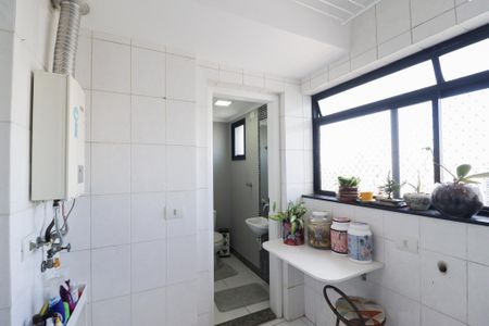 Apartamento para alugar com 90m², 2 quartos e 3 vagas Apartamento para alugar com 90m², 2 quartos e 3 vagasÁrea de Serviço e Banheiro de Serviço