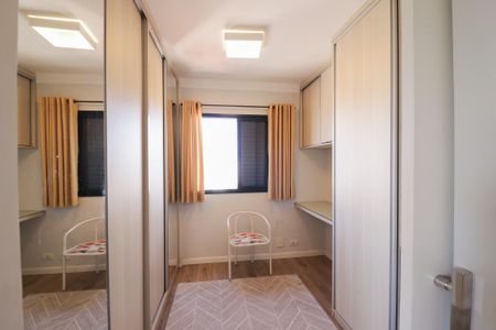 Apartamento para alugar com 90m², 2 quartos e 3 vagas Apartamento para alugar com 90m², 2 quartos e 3 vagasSuíte e Closet