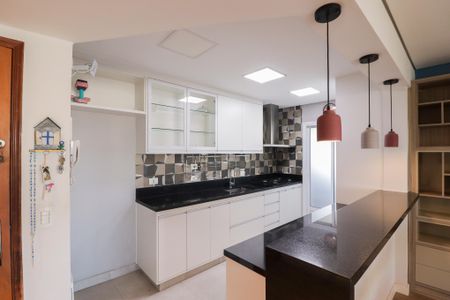 Apartamento para alugar com 90m², 2 quartos e 3 vagas Apartamento para alugar com 90m², 2 quartos e 3 vagascozinha