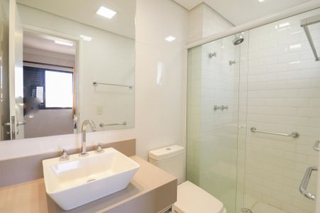 Apartamento para alugar com 90m², 2 quartos e 3 vagas Apartamento para alugar com 90m², 2 quartos e 3 vagasBanheiro da Suíte