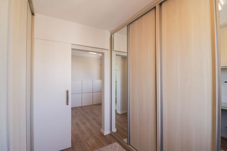 Apartamento para alugar com 90m², 2 quartos e 3 vagas Apartamento para alugar com 90m², 2 quartos e 3 vagasSuíte e Closet