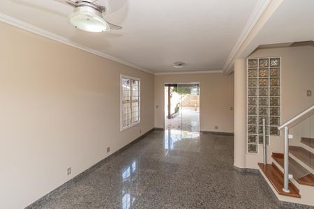 Casa de condomínio à venda com 120m², 3 quartos e 2 vagas Casa de condomínio à venda com 120m², 3 quartos e 2 vagasSala de Estar/Jantar