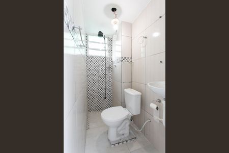 Apartamento para alugar com 45m², 2 quartos e sem vagaBanheiro 