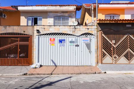 Casa à venda com 155m², 3 quartos e 2 vagasFachada