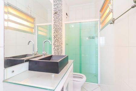 Casa à venda com 155m², 3 quartos e 2 vagasBanheiro da Suíte