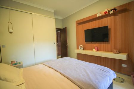 Casa à venda com 330m², 4 quartos e 3 vagas