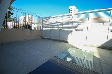 Casa à venda com 330m², 4 quartos e 3 vagas