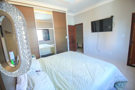 Casa à venda com 330m², 4 quartos e 3 vagas