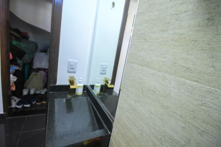 Casa à venda com 330m², 4 quartos e 3 vagas