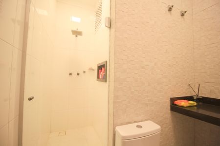 Casa à venda com 330m², 4 quartos e 3 vagas