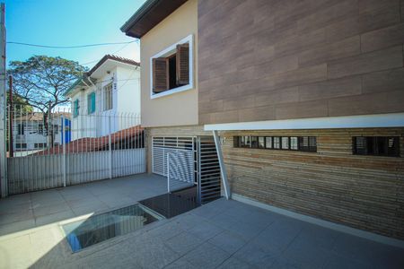 Casa à venda com 330m², 4 quartos e 3 vagas