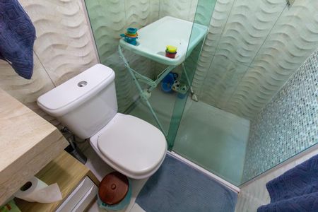 Apartamento à venda com 61m², 2 quartos e 1 vaga Apartamento à venda com 61m², 2 quartos e 1 vagaBanheiro