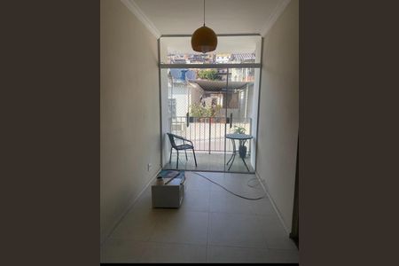 Sala de apartamento para alugar com 2 quartos, 66m² em Ramos, Rio de Janeiro