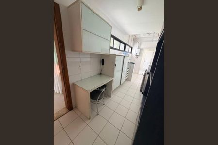 Cozinha de apartamento para alugar com 4 quartos, 150m² em Candeal, Salvador