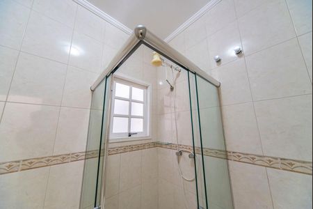 Casa à venda com 249m², 3 quartos e 7 vagas Casa à venda com 249m², 3 quartos e 7 vagasBanheiro Social