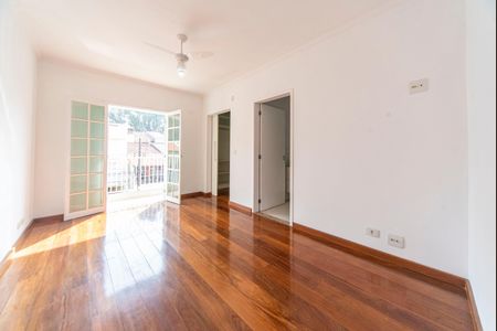 Casa à venda com 249m², 3 quartos e 7 vagas Casa à venda com 249m², 3 quartos e 7 vagasQuarto 3