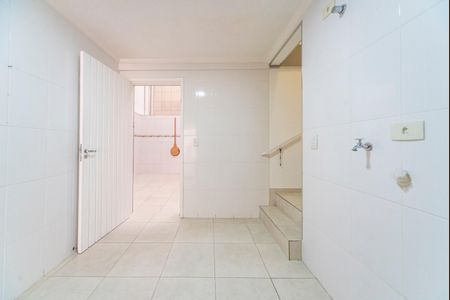 Casa à venda com 249m², 3 quartos e 7 vagas Casa à venda com 249m², 3 quartos e 7 vagasÁrea de Serviço