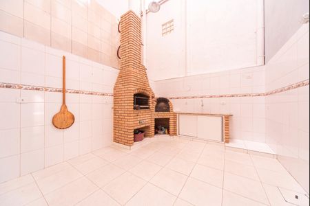 Casa à venda com 249m², 3 quartos e 7 vagas Casa à venda com 249m², 3 quartos e 7 vagasÁrea gourmet