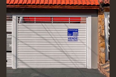 Casa à venda com 249m², 3 quartos e 7 vagas Casa à venda com 249m², 3 quartos e 7 vagasPlaca Instalada na Fachada