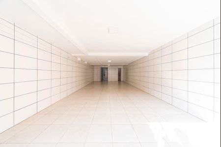 Casa à venda com 249m², 3 quartos e 7 vagas Casa à venda com 249m², 3 quartos e 7 vagasGaragem
