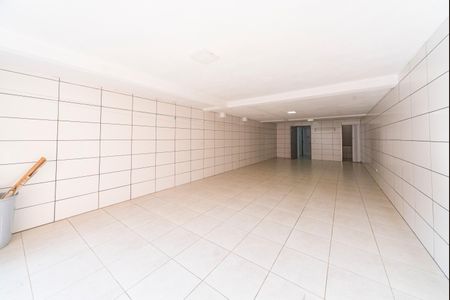 Casa à venda com 249m², 3 quartos e 7 vagas Casa à venda com 249m², 3 quartos e 7 vagasGaragem