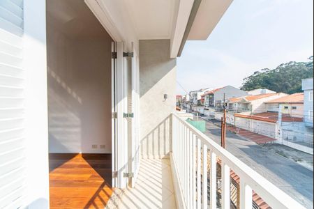 Casa à venda com 249m², 3 quartos e 7 vagas Casa à venda com 249m², 3 quartos e 7 vagasVaranda do Quarto 3
