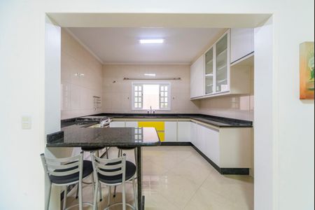 Casa à venda com 249m², 3 quartos e 7 vagas Casa à venda com 249m², 3 quartos e 7 vagasCozinha