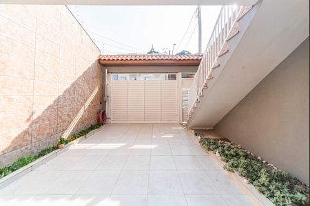 Casa à venda com 249m², 3 quartos e 7 vagas Casa à venda com 249m², 3 quartos e 7 vagasGaragem