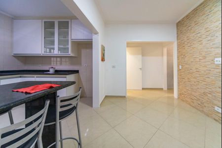 Casa à venda com 249m², 3 quartos e 7 vagas Casa à venda com 249m², 3 quartos e 7 vagasCopa