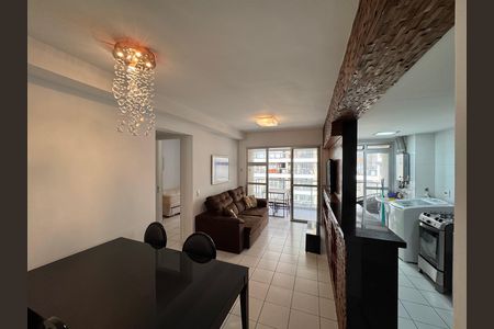 Sala de apartamento para alugar com 2 quartos, 70m² em Recreio dos Bandeirantes, Rio de Janeiro