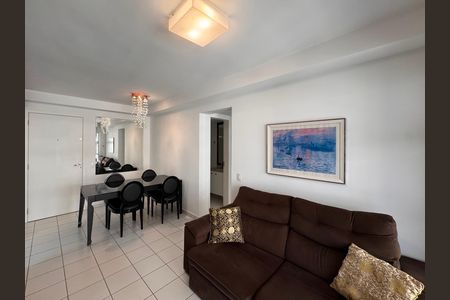 Sala de apartamento para alugar com 2 quartos, 70m² em Recreio dos Bandeirantes, Rio de Janeiro