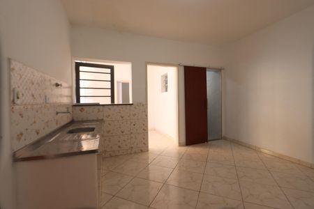 Casa para alugar com 180m², 2 quartos e 1 vagaCozinha