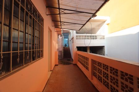 Casa para alugar com 180m², 2 quartos e 1 vagaQuintal