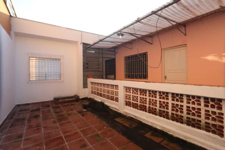 Casa para alugar com 180m², 2 quartos e 1 vagaQuintal