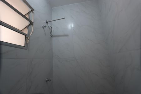 Casa para alugar com 180m², 2 quartos e 1 vagaBanheiro