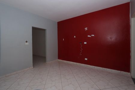 Sala de casa para alugar com 2 quartos, 180m² em Jardim Mimar, São Paulo