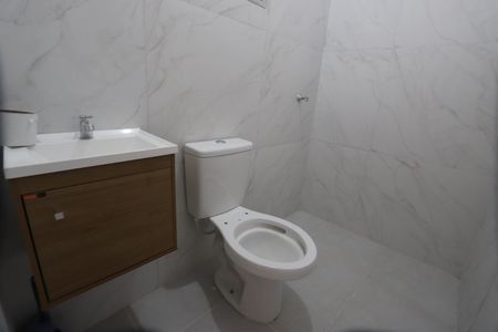 Casa para alugar com 180m², 2 quartos e 1 vagaBanheiro