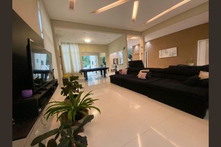 Sala de casa para alugar com 6 quartos, 411m² em Jardim Acapulco, Guarujá