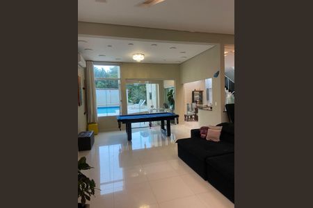 Sala de casa para alugar com 6 quartos, 411m² em Jardim Acapulco, Guarujá