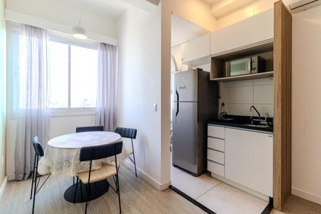 Apartamento à venda com 33m², 1 quarto e 1 vaga Apartamento à venda com 33m², 1 quarto e 1 vagaCozinha