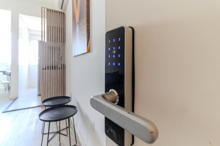 Apartamento à venda com 33m², 1 quarto e 1 vaga Apartamento à venda com 33m², 1 quarto e 1 vagaFechadura Eletrônica